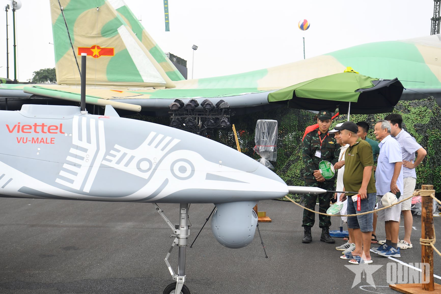 Khai mở kinh tế tầm thấp